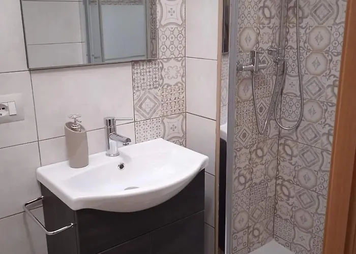 Santa Cecilia Oda ve Kahvaltı